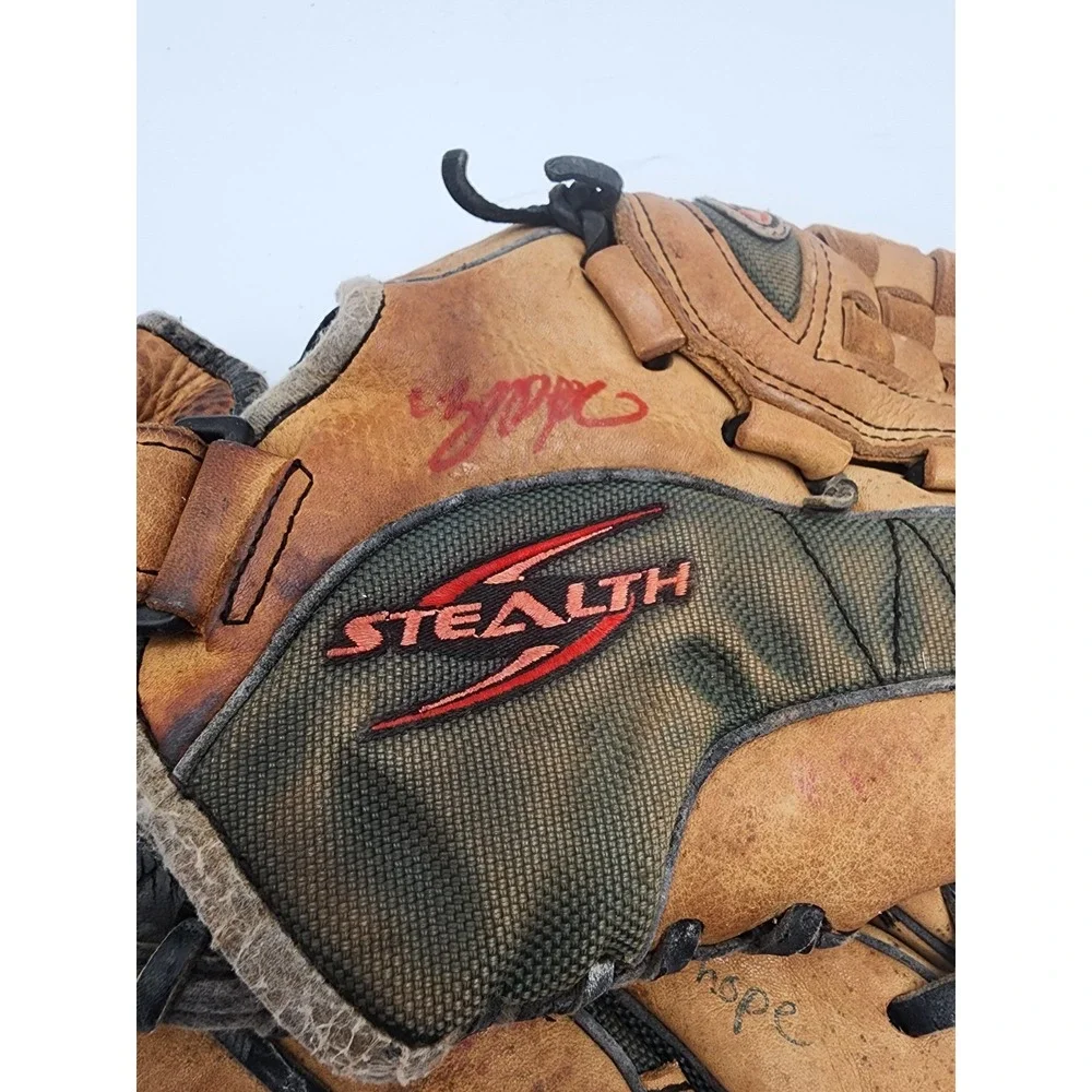 Easton Stealth Tourney SS12 Brown‎ Leather Baseball Glove 12 INCH R HAND THROW